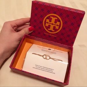 NWT Tory Burch Embrace Ambition Bracelet
